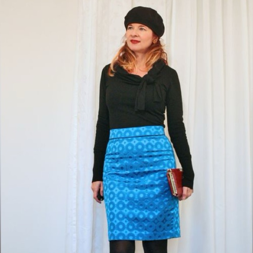 Anthropologie Maeve Blue Textured Pencil Skirt Size 4 Geometric Jacquard